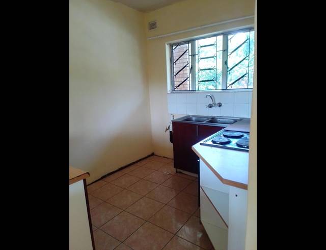 2 BEDROOM APARTMENT FOR SALE IN EMPANGENI CENTRAL